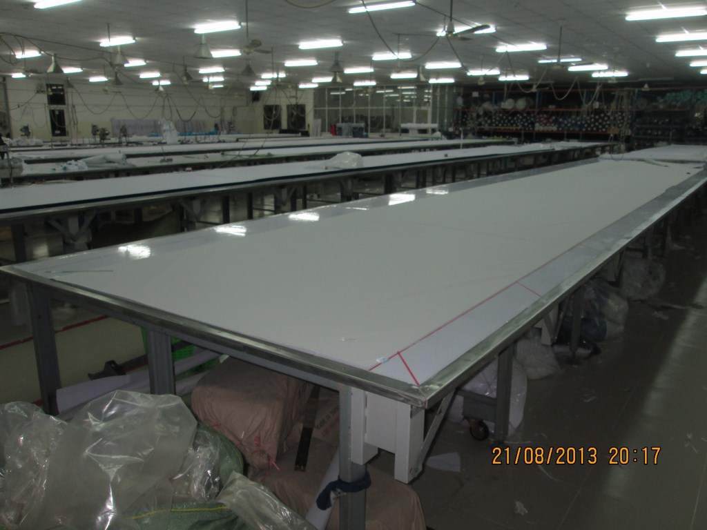 Fabric cutting tables