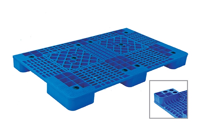 Plastic pallet