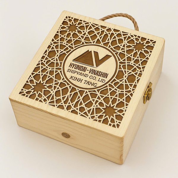 Walnut wood box