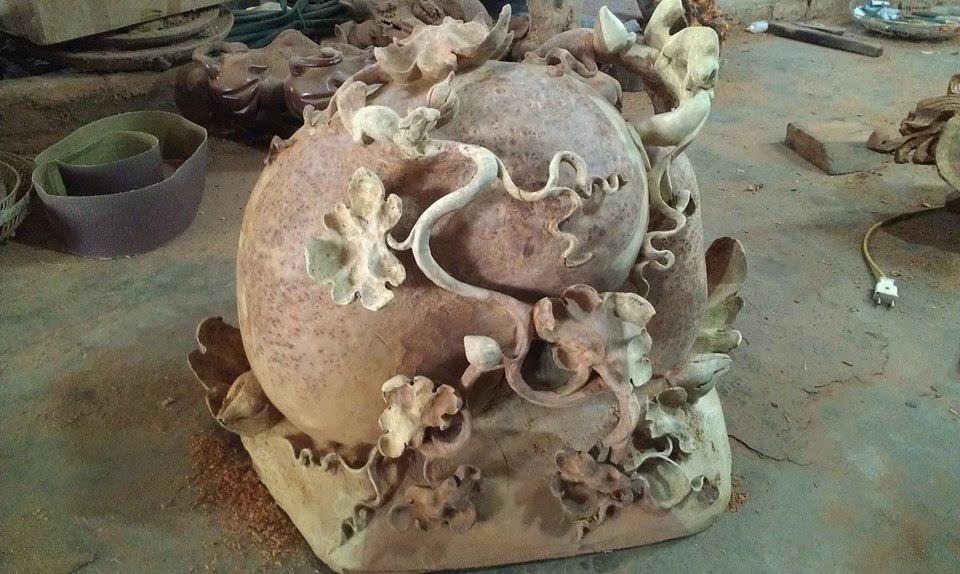 Wood sculpture