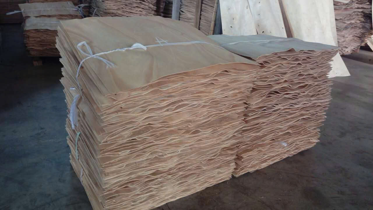 Rubber wood core veneer