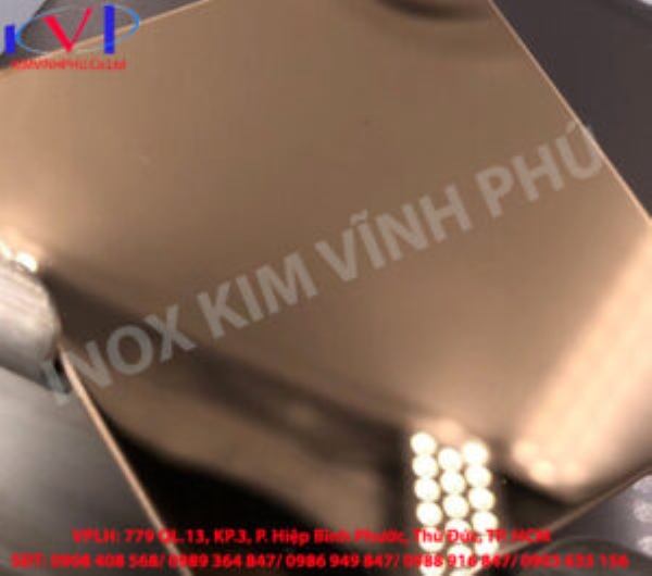 Glossy gold-colored stainless steel sheet