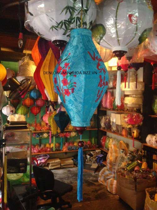 Tet lantern