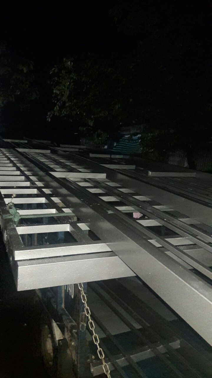 Roofing erection & dismantling service