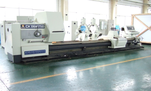 Horizontal lathe