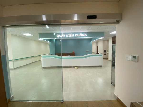 Samsung - Korea - Deper automatic doors
