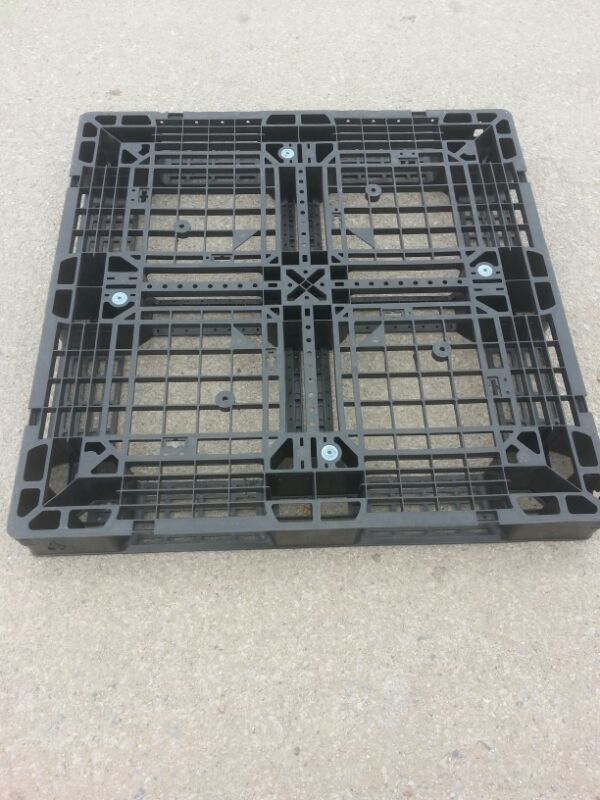 Plastic pallets