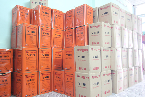 Adhesive Y66 15kg