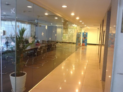 Glass processing and installation service
