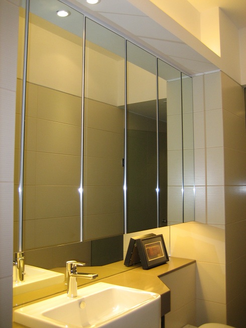 Decorative mirror