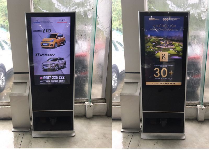 Advertising screen