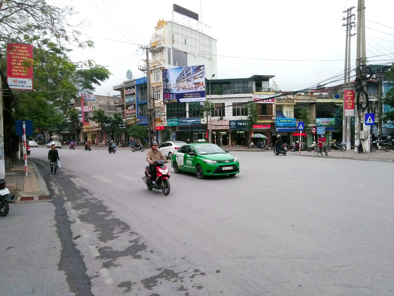 Outdoor advertising pano