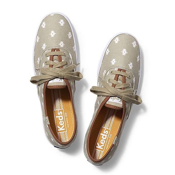 Women shoes