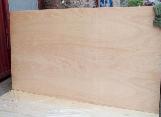 Furniture plywood