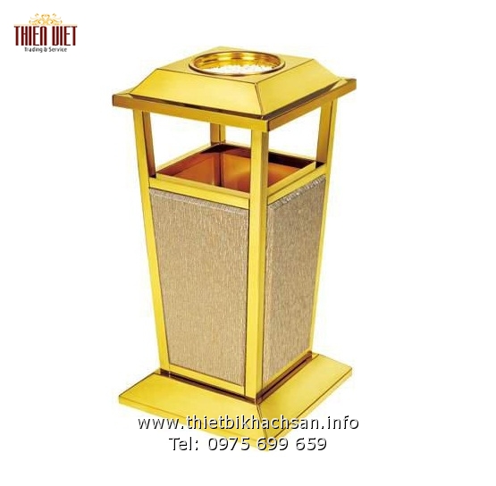 Trash can with ashtray