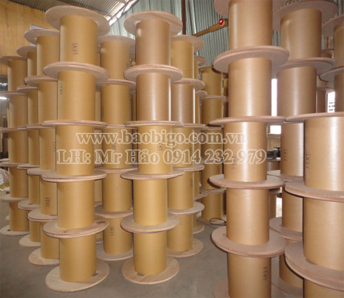 Wooden bobbin