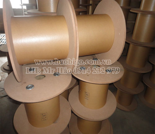 Wooden bobbin