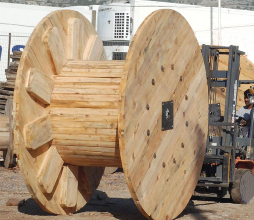 Wooden bobbin