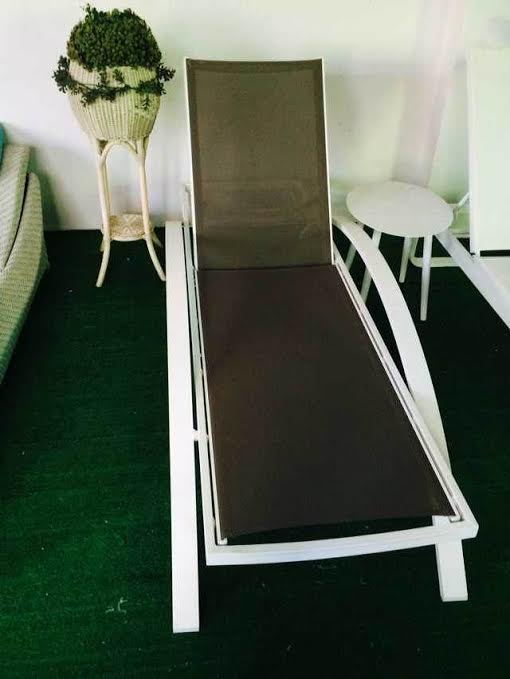 Chaise lounge
