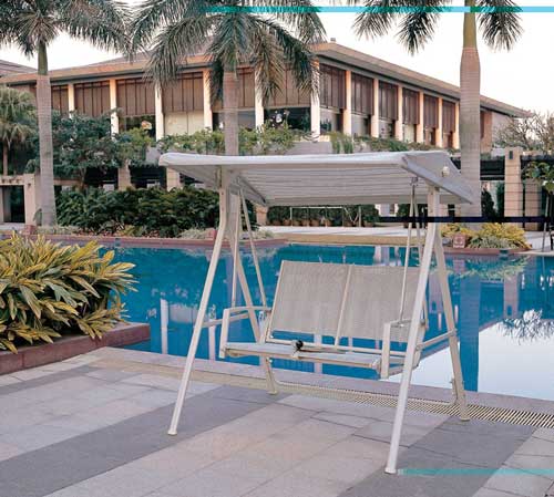 Swing chairs