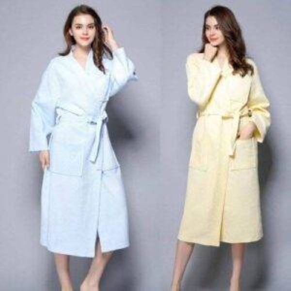 Hote bathrobe