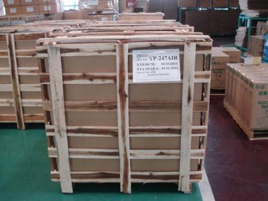 Wooden crates, wooden boxes