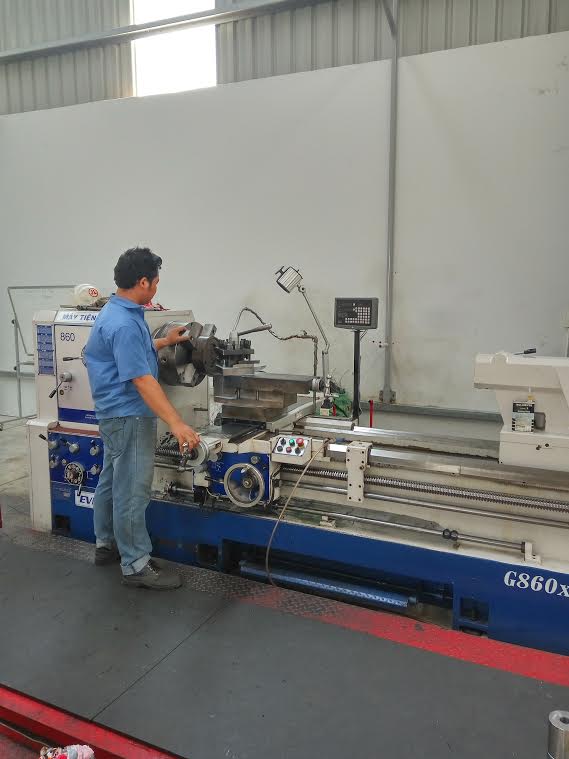 Hand lathe machine