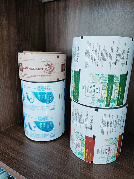 Automatic packaging machine roll aluminum composite film