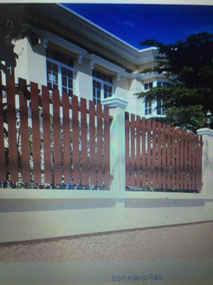 Powder coating for fence