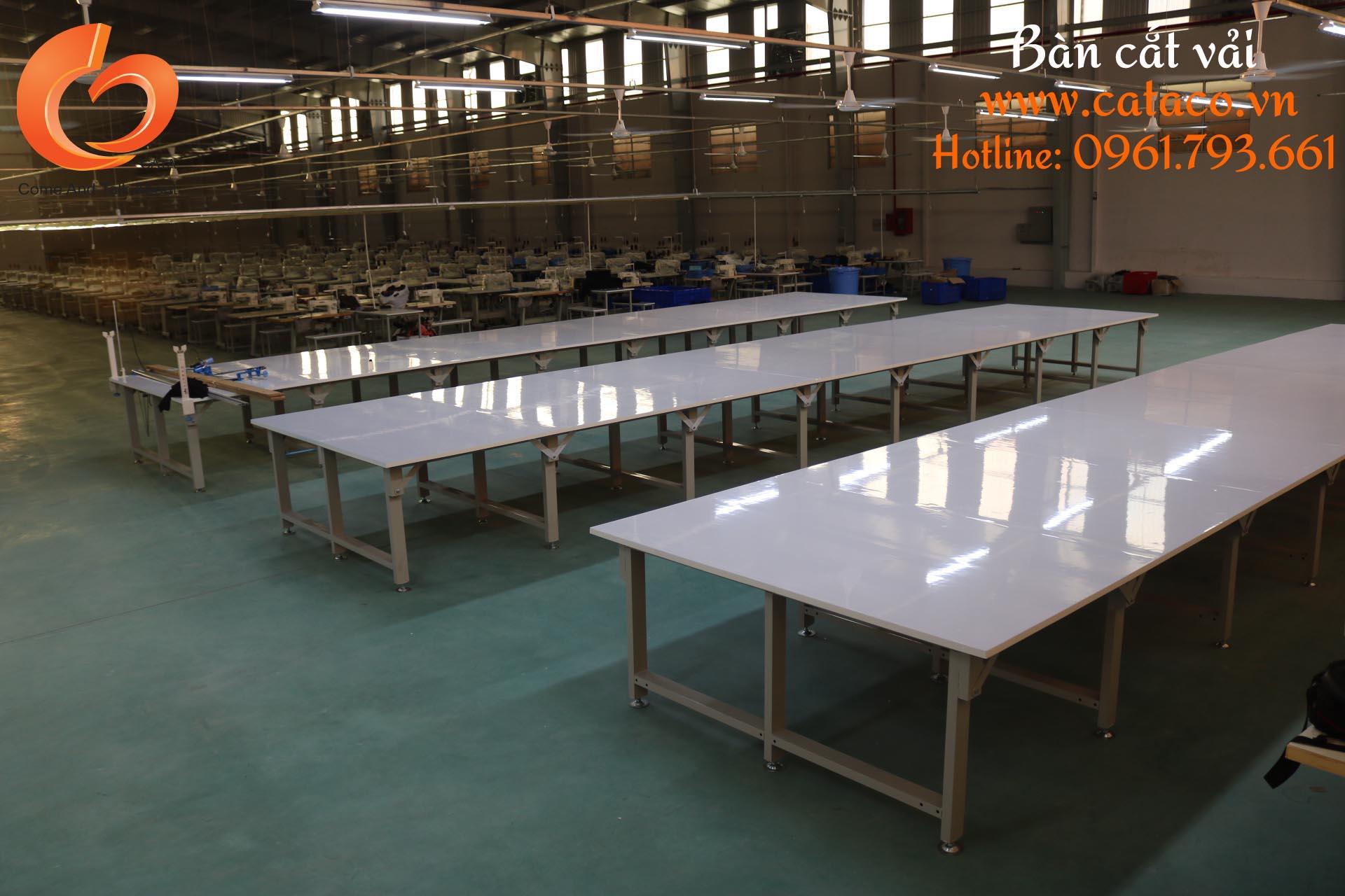 Fabric Cutting Table