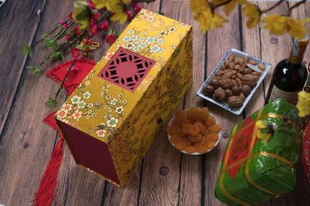 Tet holiday gifts