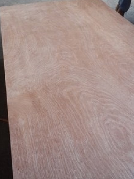 Plywood with 15% Melamin glue