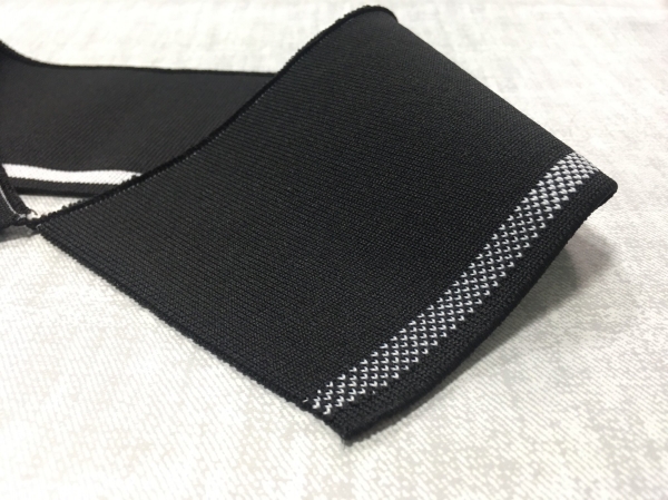 Polyester knit collar