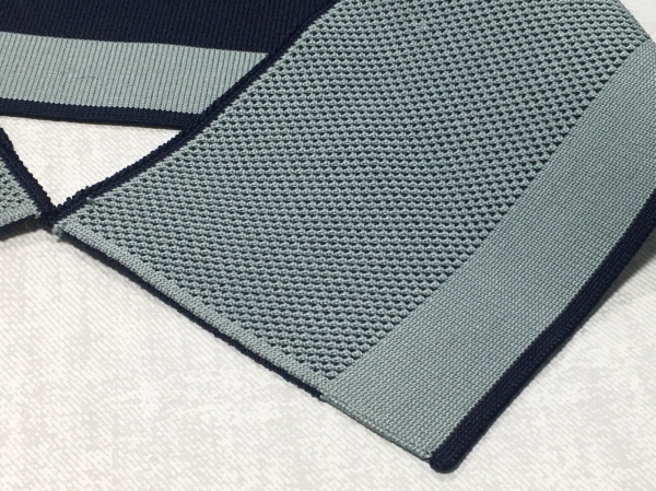 Polyester knit collar
