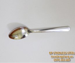 Stainless steel spoons without edge neck