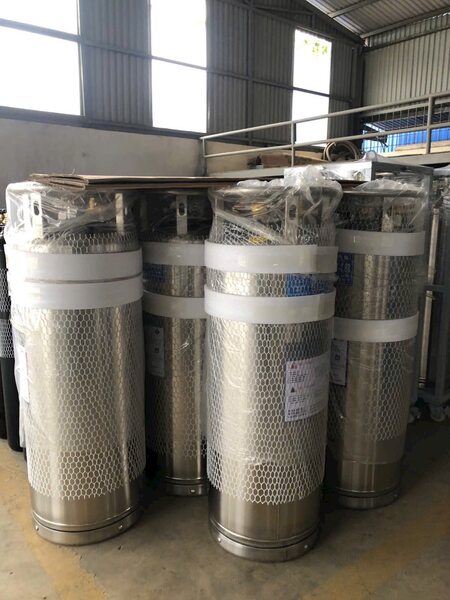 40L XL45 cryogenic cylinders