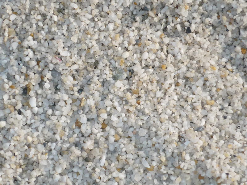 Water filter gravel
