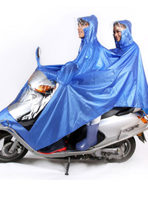 Couple raincoat