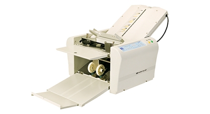 Paper folding machine F-47N