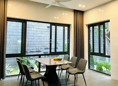 Hopo aluminum door