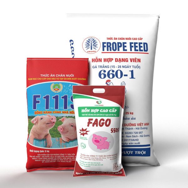 Animal feed packaging
