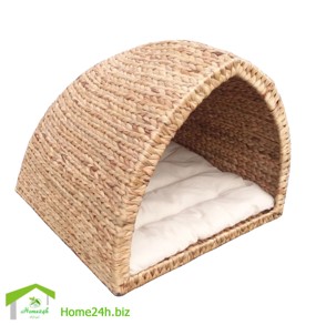 Fishbone- Woven Water Hyacinth Pet House