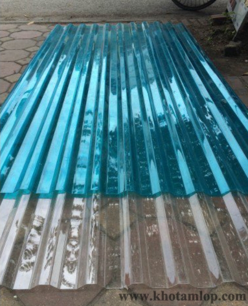 VinLight poly corrugated roofing sheet
