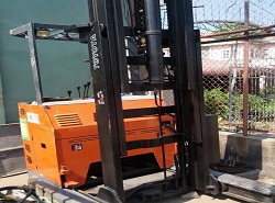 Electronic forklift