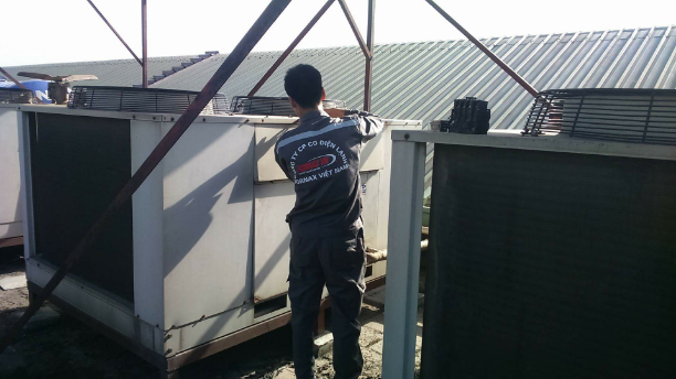 Carrier chiller maintenance