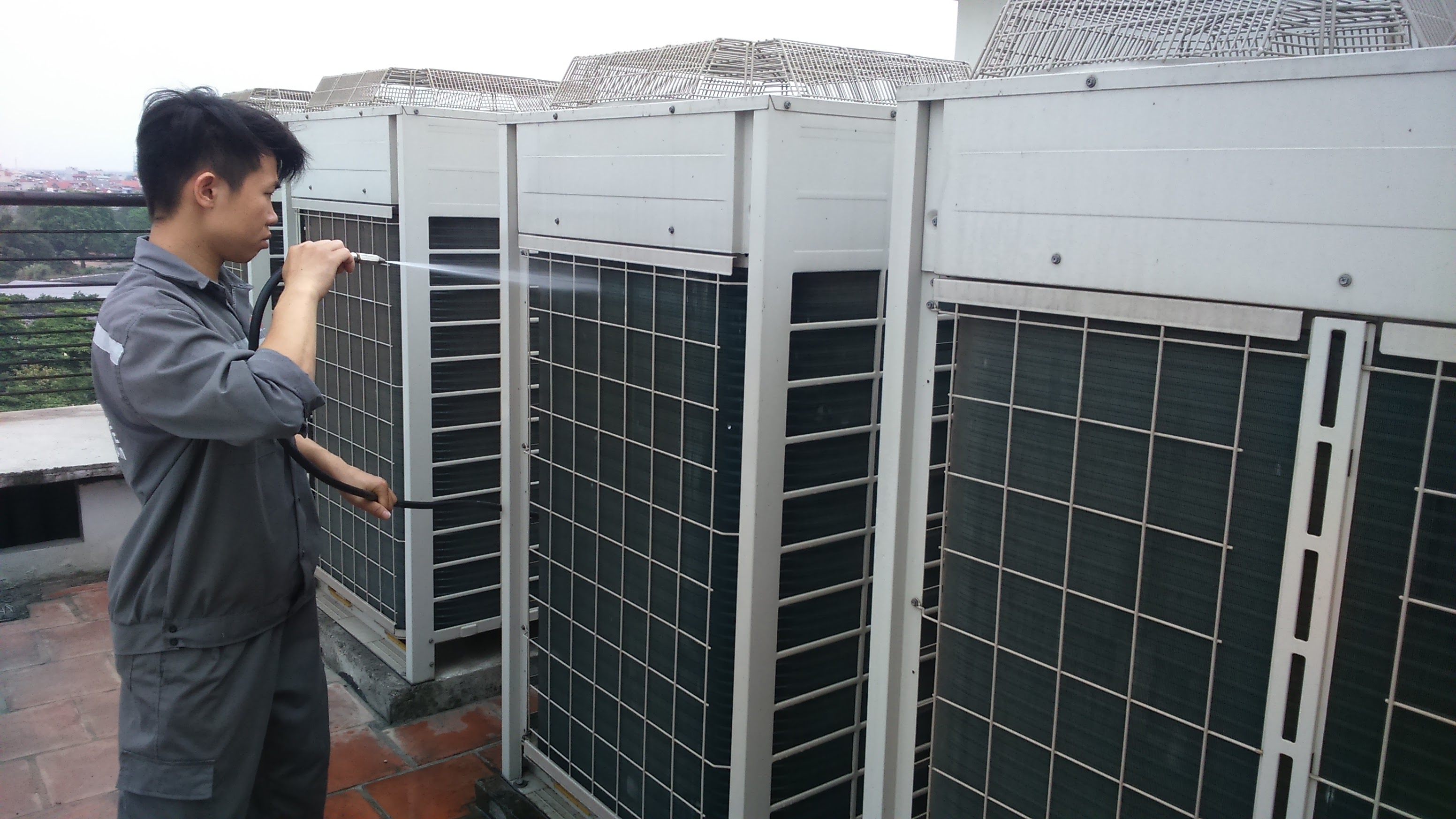 Industrial air-conditioner repair