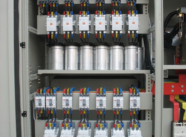 Capacity compensation cabinet