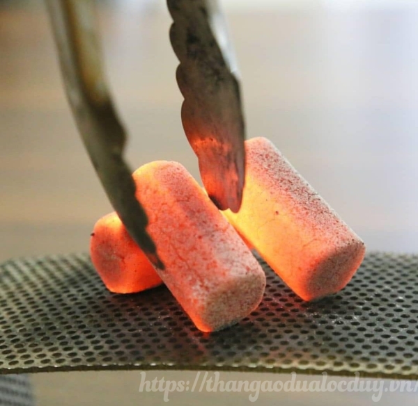 BBQ Coconut Shell Charcoal