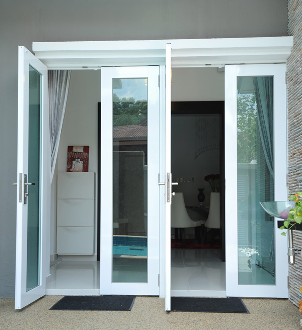 Aluminum and glass door