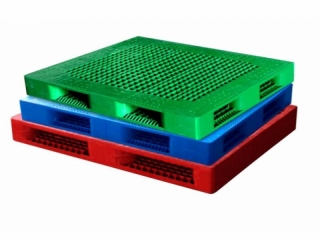 Plastic pallets